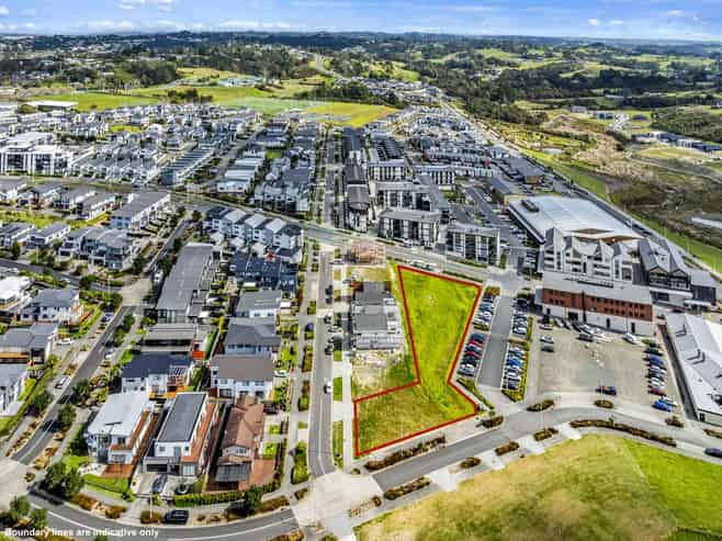 Last super lot in Long Bay village