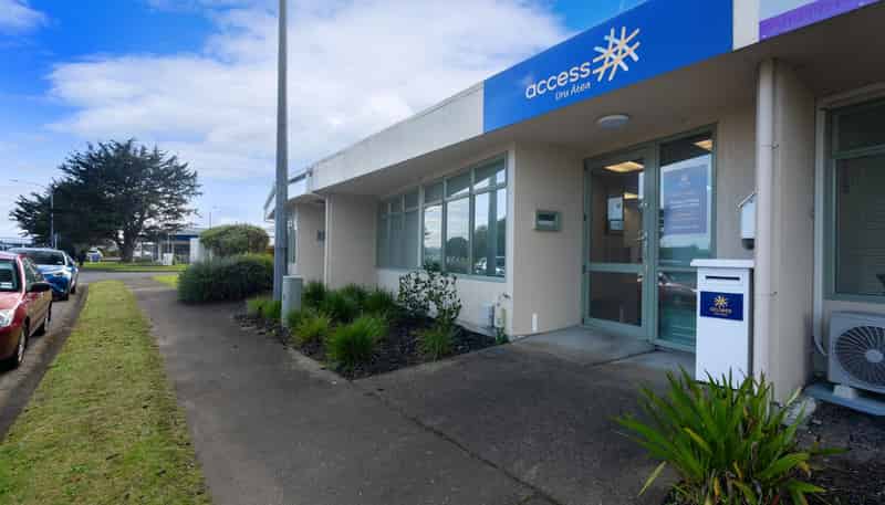 19c Milne Drive, Paraparaumu