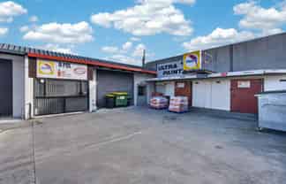 Sydenham Industrial Warehouse – Occupy or Invest!