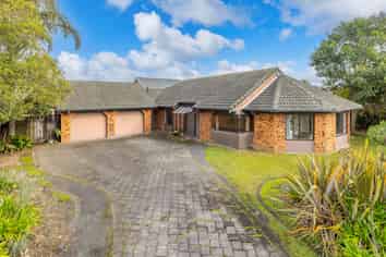 1 Larkspur Court, The Gardens