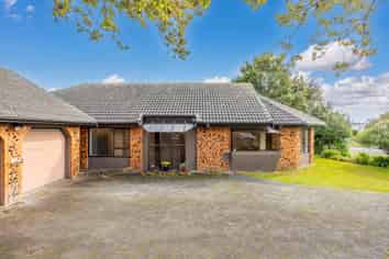 1 Larkspur Court, The Gardens