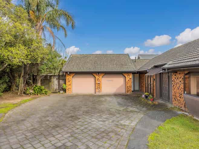 1 Larkspur Court, The Gardens