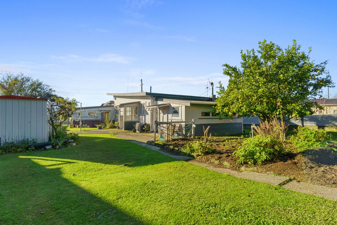 911sqm of Pure Opportunity - Aanzicht 2