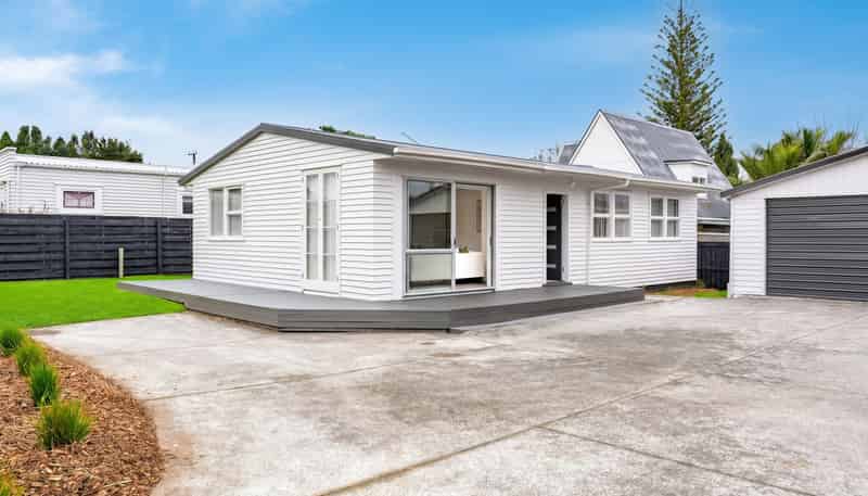68A Taikata Road, Te Atatu Peninsula
