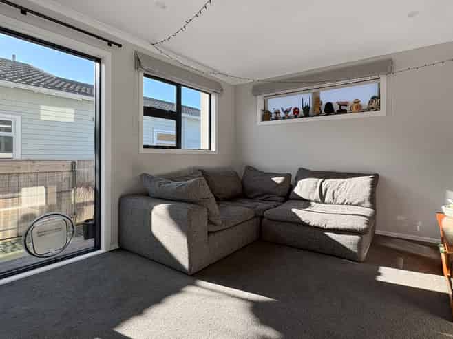 B/146 Cuba Street, Petone