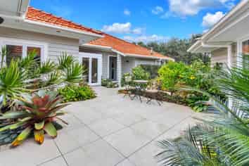 144 Paritai Drive, Orakei