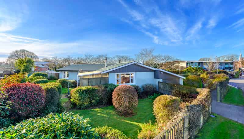 136 North Belt, Lincoln