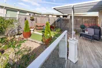 Unit 33/8 Village Place, Tuakau