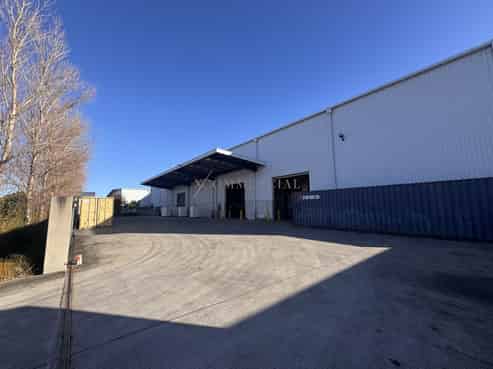 2,306 Racked Warehouse | No Office