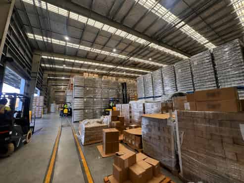 2,306 Racked Warehouse | No Office