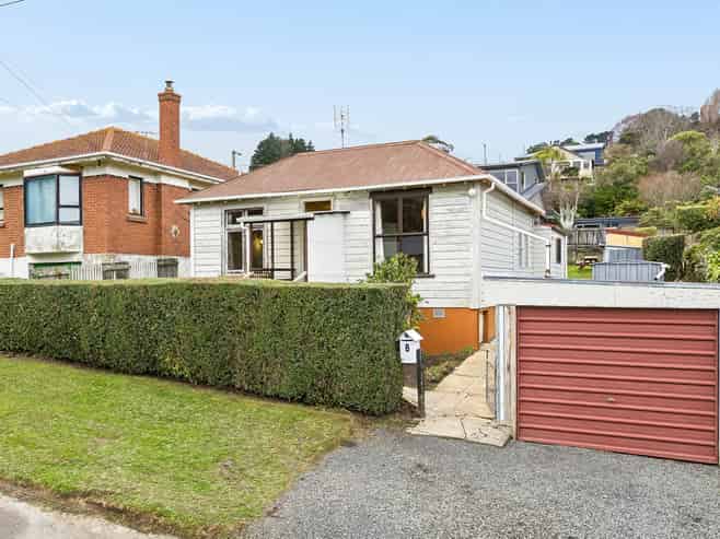 8 Kellas Street, Macandrew Bay