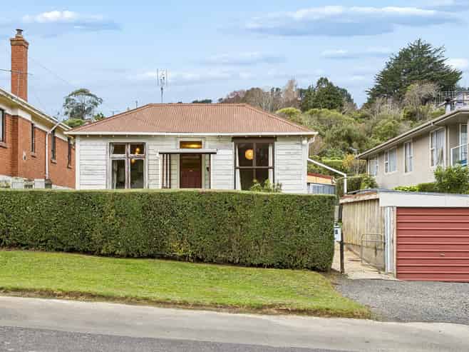 8 Kellas Street, Macandrew Bay