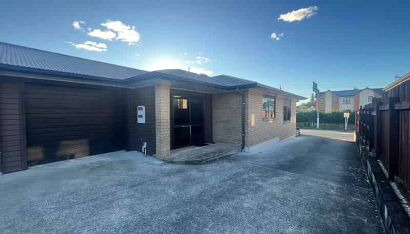 2/50 Lorne Street, Melville