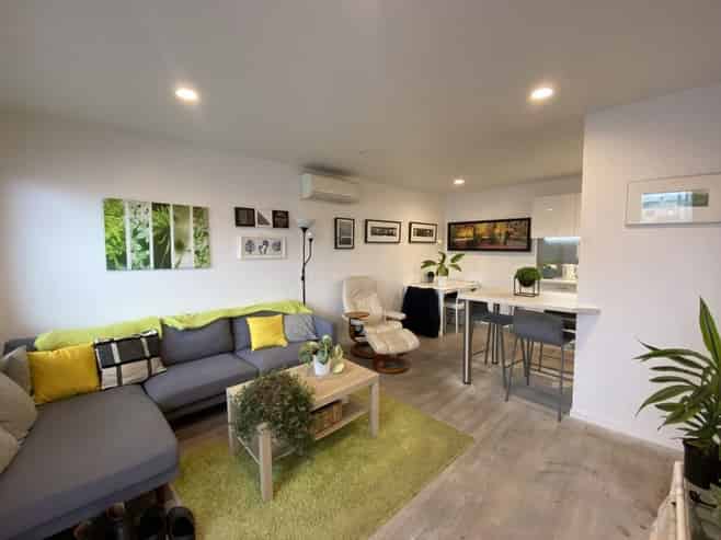 2F Diamond Street, Eden Terrace