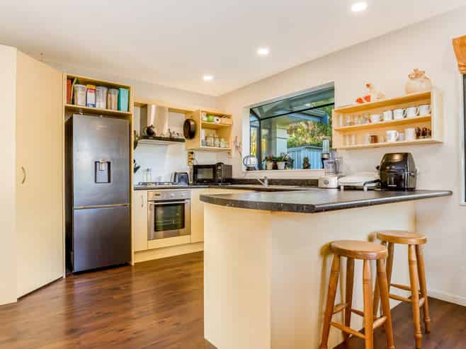 67 Kentwood Drive, Woodridge