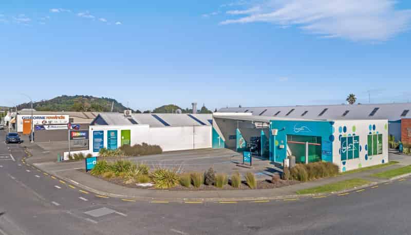 152-156 Carnarvon Street, Gisborne
