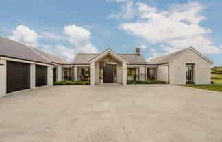 35 Palliser Downs Drive, Wainui