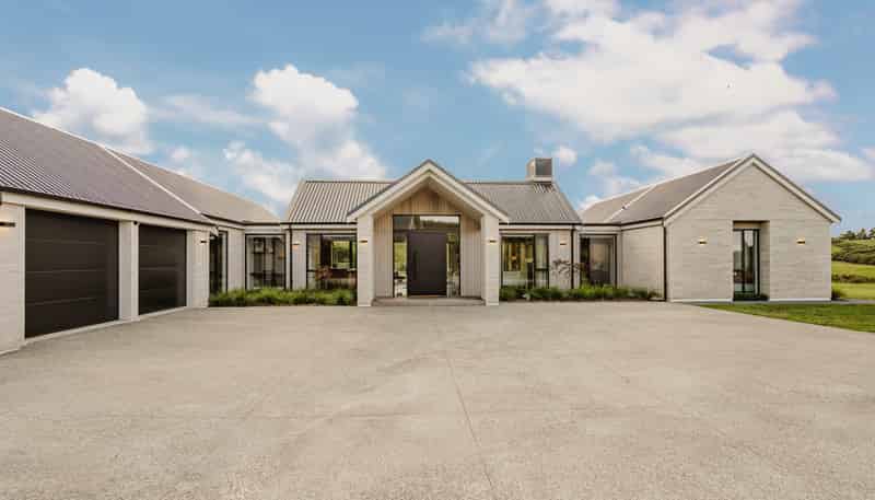 35 Palliser Downs Drive, Wainui