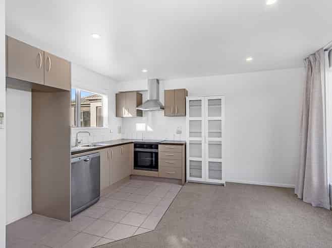 2/12 Heywood Terrace, Richmond