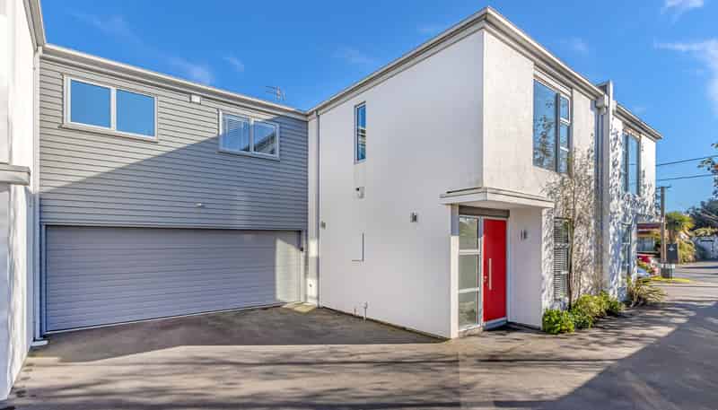 2/12 Heywood Terrace, Richmond