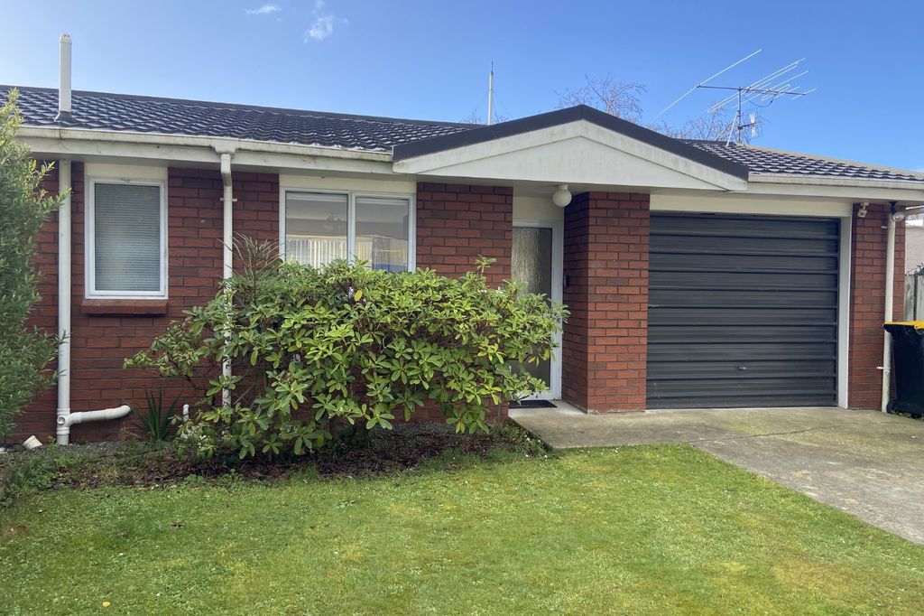2 bedroom home 1