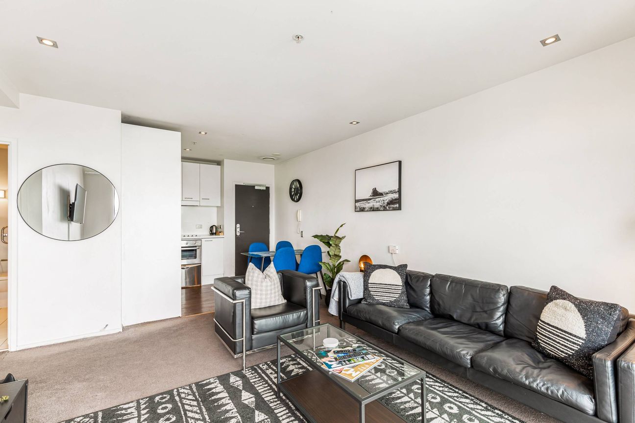 33rd-Floor Sanctuary: Harbour Views & CBD Connectivity - Aanzicht 2