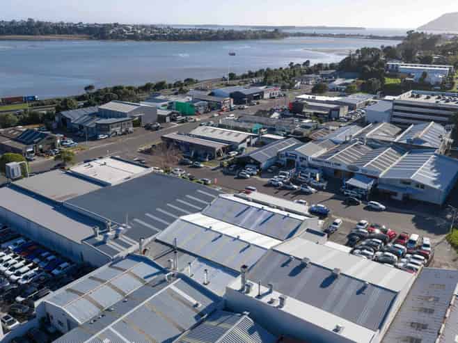 Strategically positioned city fringe investment