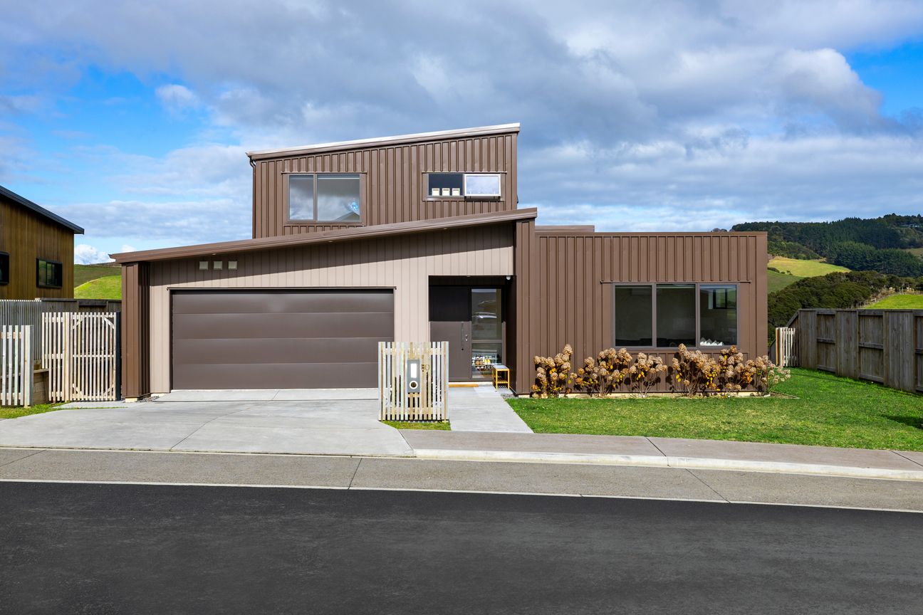 Top Class Family Living - View 2