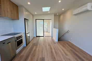 1A/7 Birch Street, Waterloo