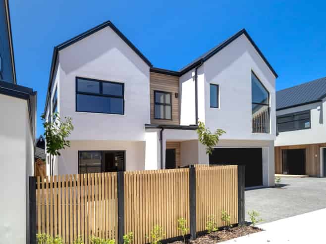 B/8 Maire Street, Woburn