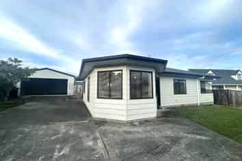 38 Dahlstrom Grove , Kelvin Grove