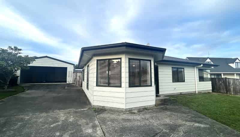 38 Dahlstrom Grove , Kelvin Grove