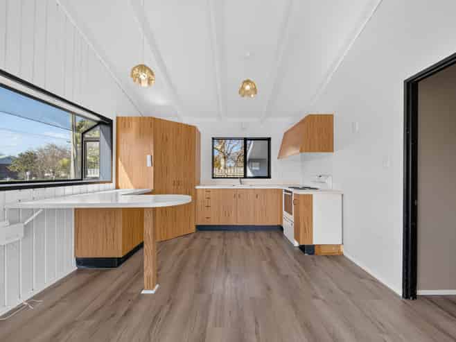 203 Belvedere Road, Carterton