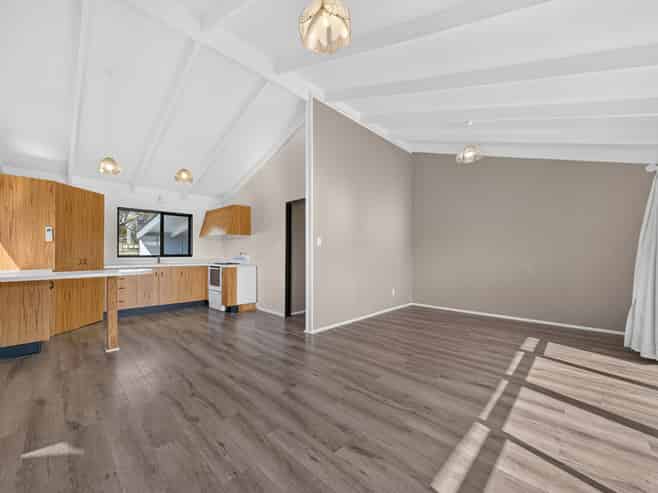 203 Belvedere Road, Carterton