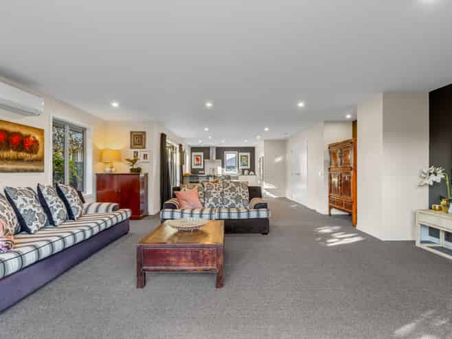 5 Blackadder Road, Pegasus