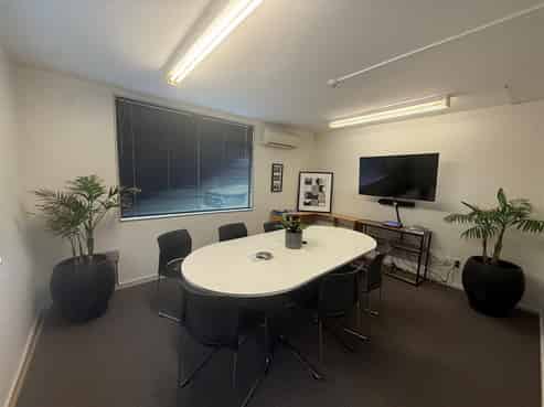 Functional Sydenham Warehouse & Office