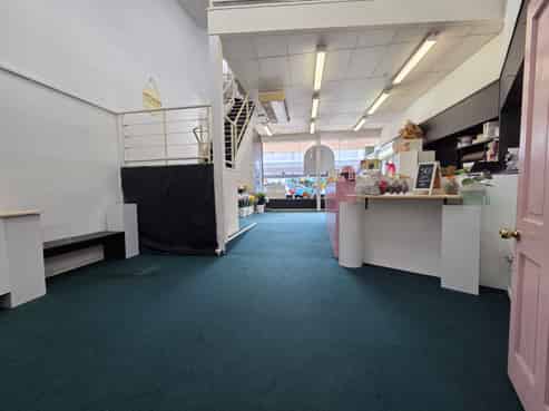 Central Retail Opportunity - The Strand