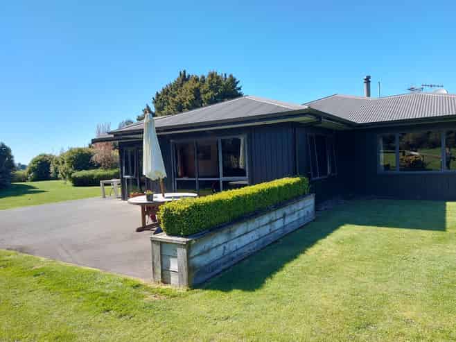 1443 Poihipi Road, Kinloch
