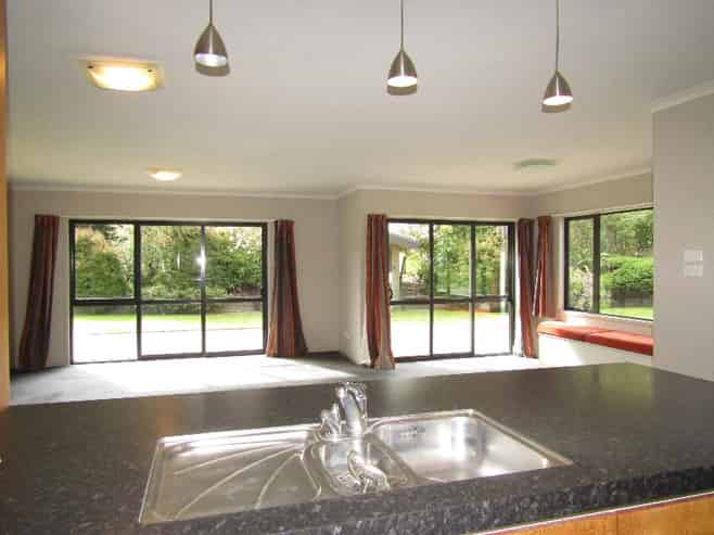 1443 Poihipi Road, Kinloch
