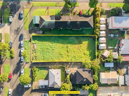 4 Holland Avenue, Point England