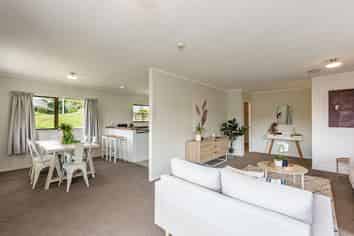 65 Allington Road, Karori