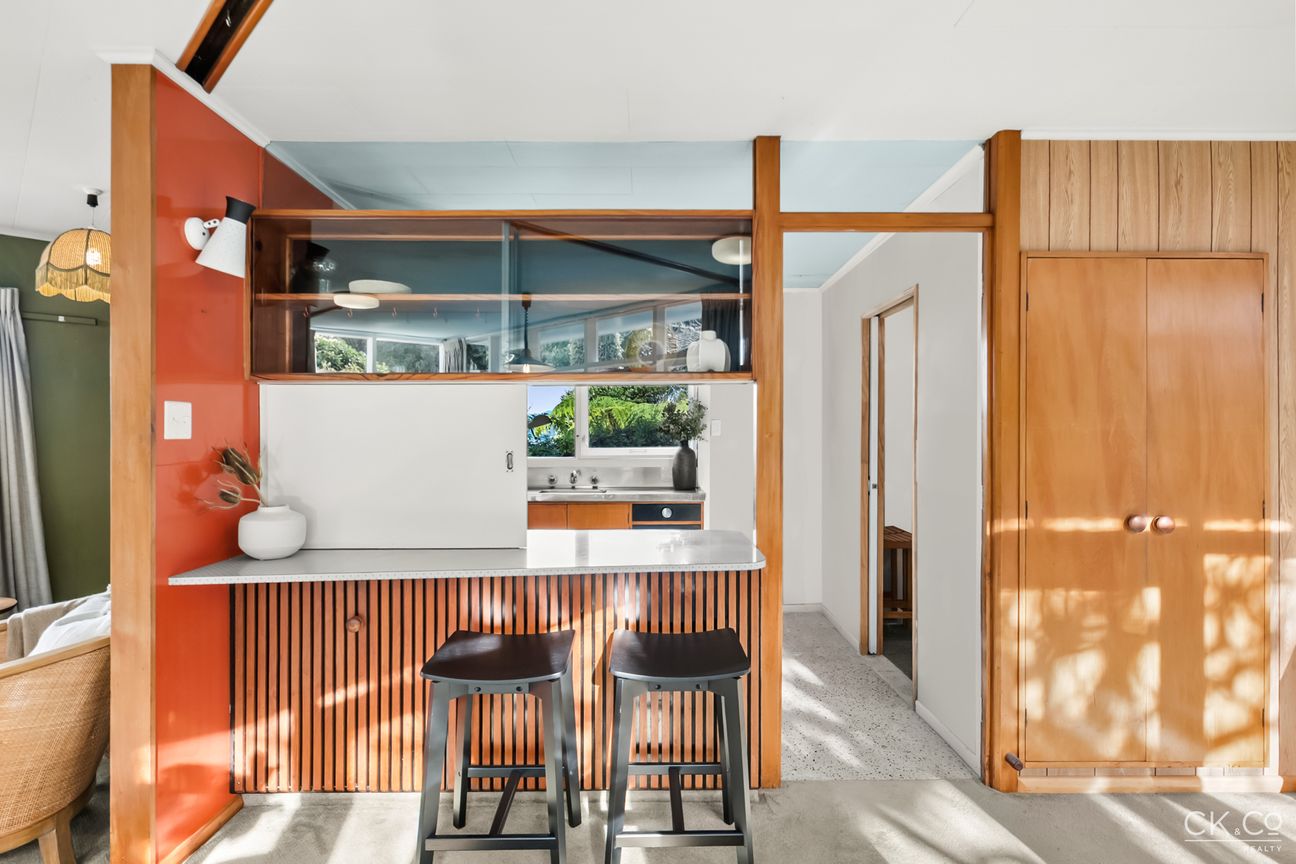 MID CENTURY MAGIC - Vista 5