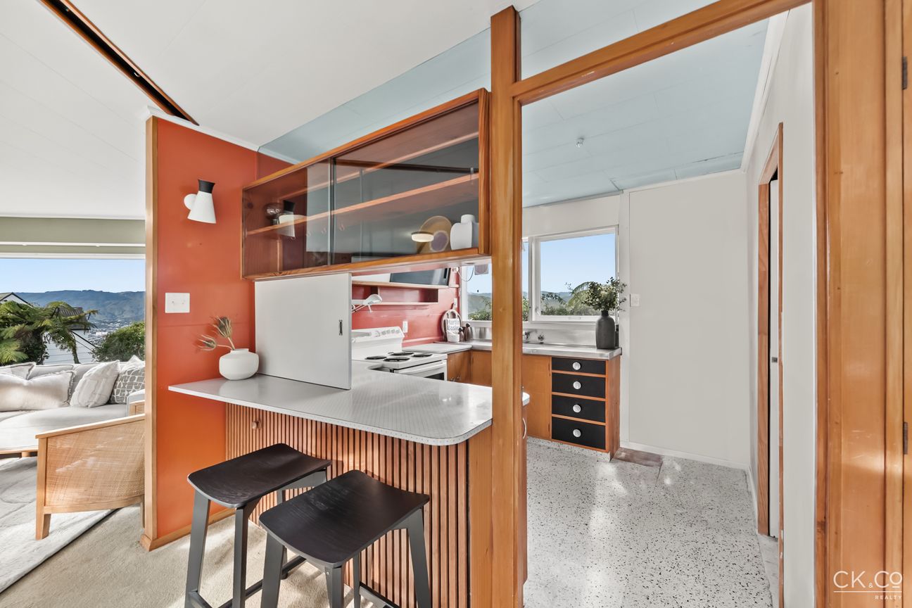 MID CENTURY MAGIC - Vista 6