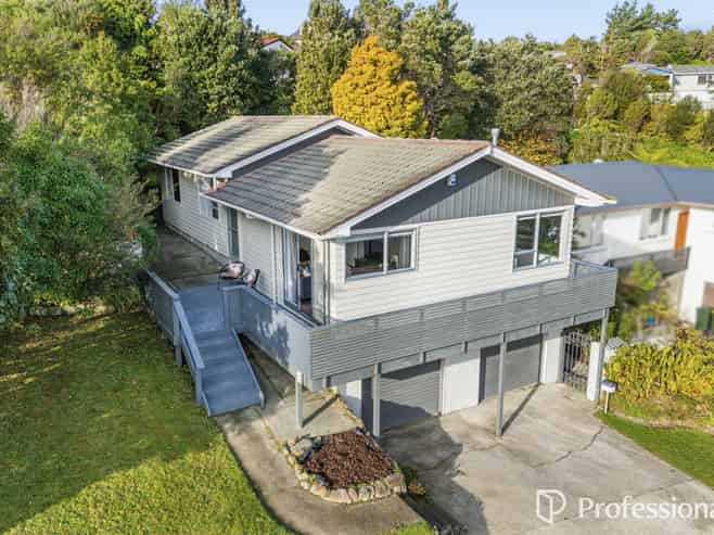 7 Timaru Grove, Kelson
