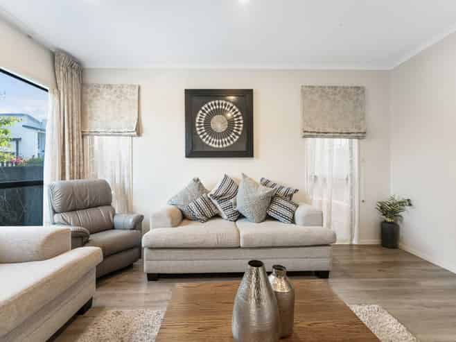 38 Thomas Rielly Avenue, Hobsonville