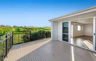 21 Kaipuke Crescent, Gulf Harbour