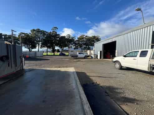 Warehouse, yard, office and showroom.
