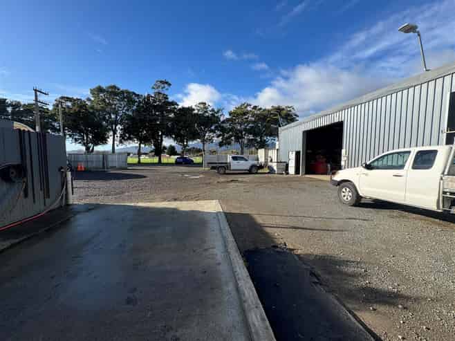 Warehouse, yard, office and showroom.