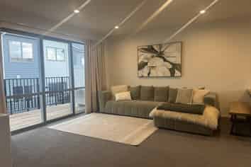 4/6 Ruakiwi Road, Hamilton Lake