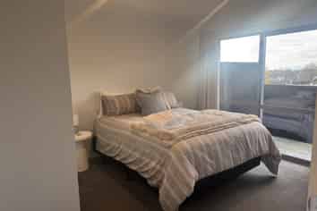 4/6 Ruakiwi Road, Hamilton Lake